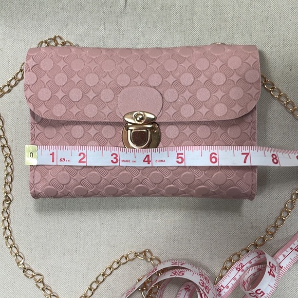 MINI TEXTURED PUSH LOCK PINK CROSSBODY BAG - Picture 13 of 15